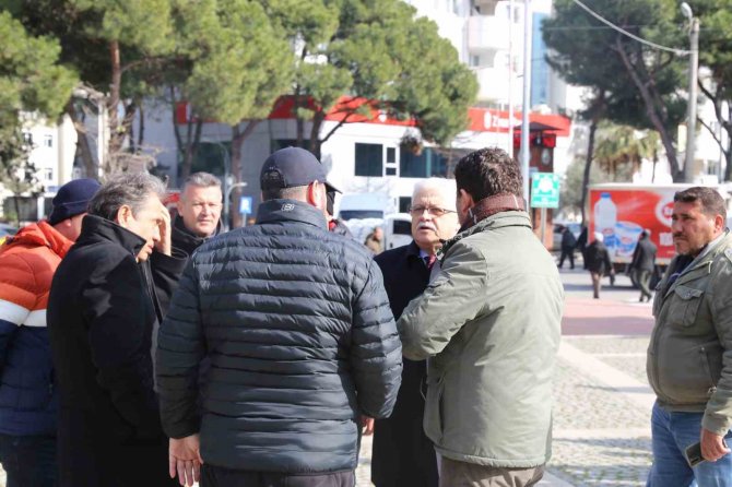 Burhaniye’den Hatay’a İş Makineleri Gönderildi