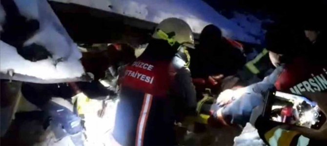 Elbistan’da 41 Saat Sonra Enkazdan Çıkardılar