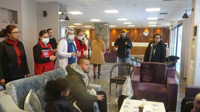 Depremzede Aileler Marmaris’te Ağırlanmaya Başlandı