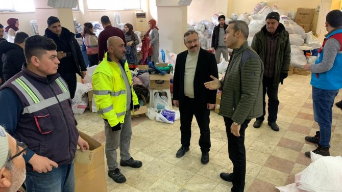 Emet Deprem Bölgesine Yardım İçin Tek Yürek Oldu