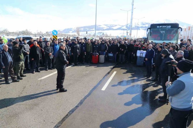 Emniyet Depremzedeler İçin Seferber Oldu