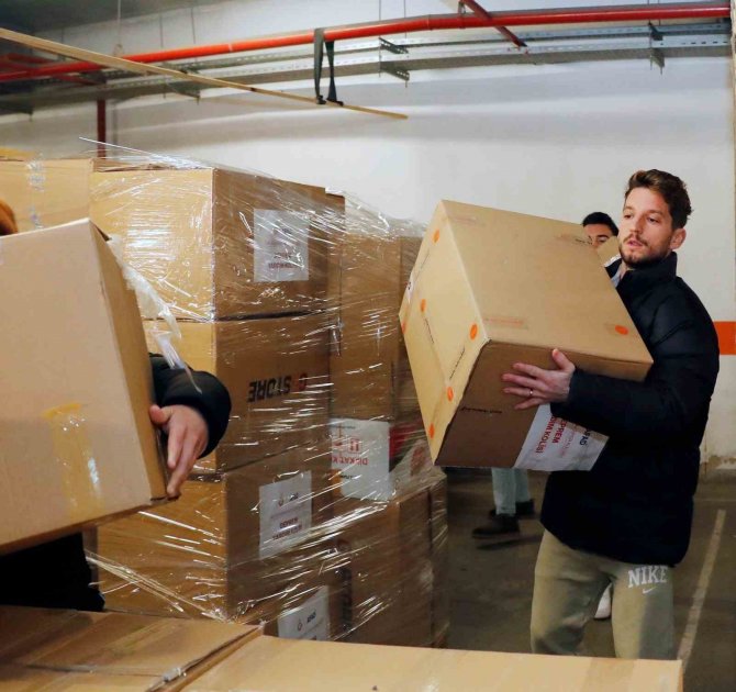 Dries Mertens Ve Eşinden Yardım Çalışmalarına Destek