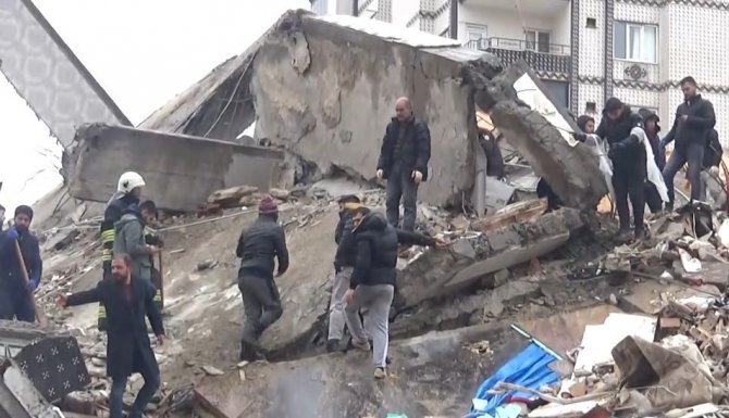 Hırsızların Deprem Fırsatçılığı ’Pes’ Dedirtti
