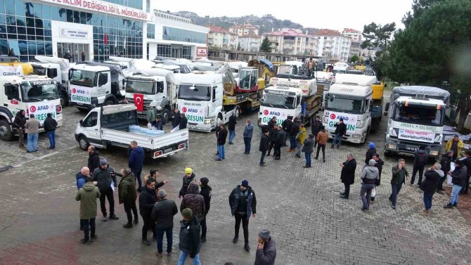 Giresun’dan Deprem Bölgesine Umut Konvoyu Uğurlandı