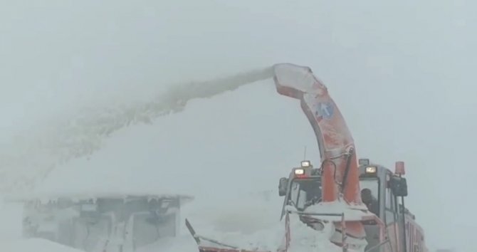 Kardan Kapanan Şemdinli-derecik Yolu Ulaşıma Açıldı