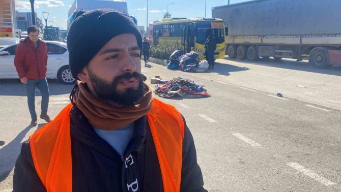 Hatay’da Gönüllü Vatandaşlar İhtiyaç Sahiplerine Umut Oluyor