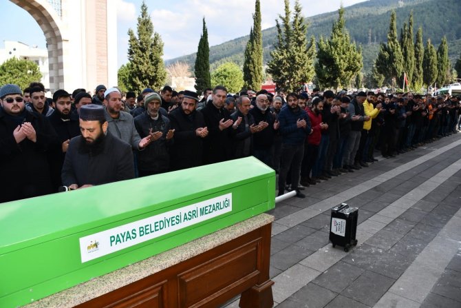 Hatay’da Depremde Hayatını Kaybeden 4’ü Çocuk 17 Kişi Toprağa Verildi