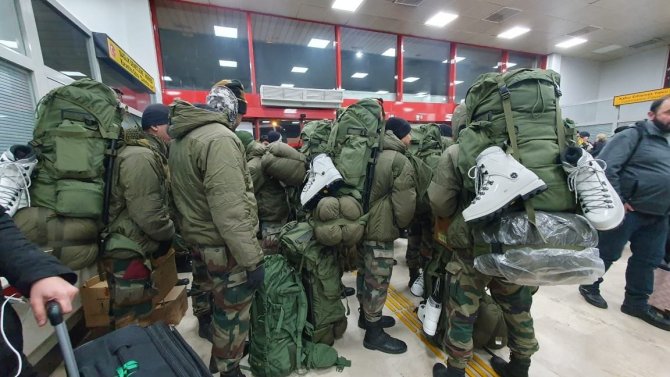 Hindistanlı 54 Kişilik Sağlık Ekibi Adana’ya Ulaştı