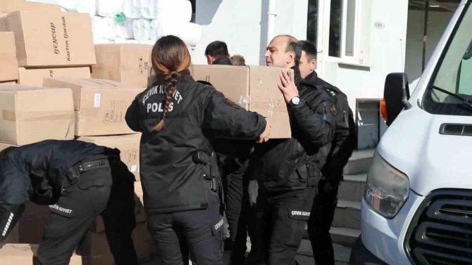 Gönüllü 225 Polis İ̇zmir’den Deprem Bölgesine Gitti