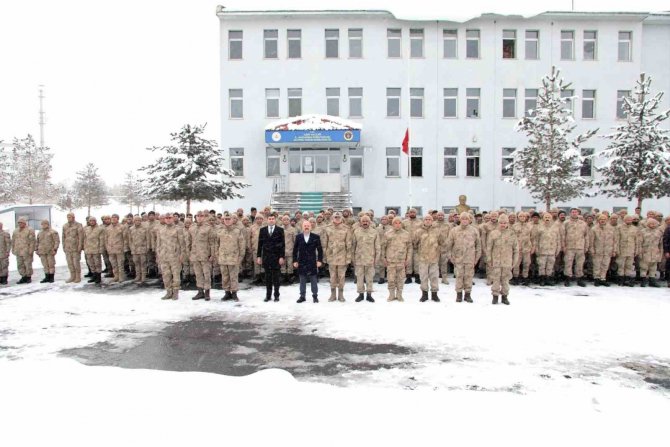 Jandarmadan Deprem Bölgesine Personel Desteği