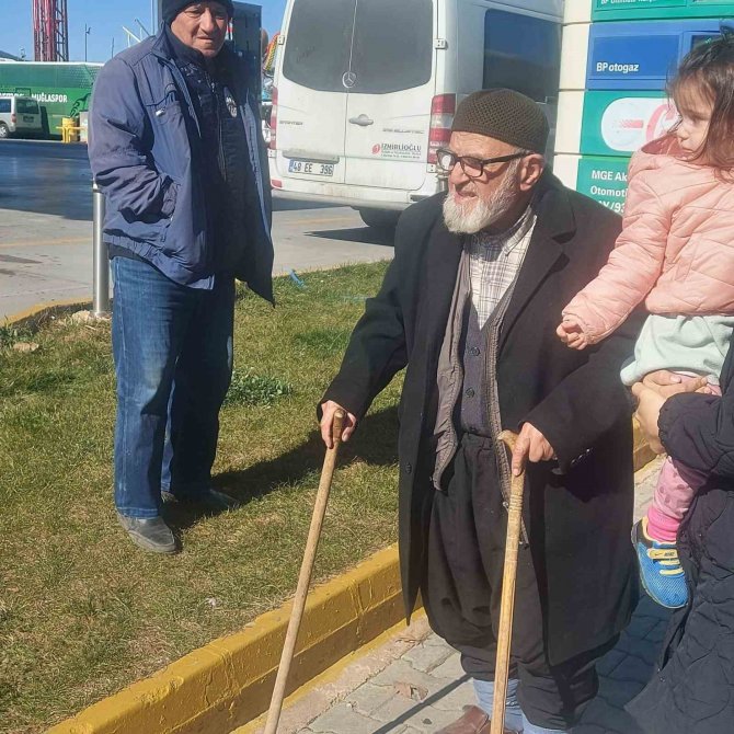 Deprem Bölgesinden 95 Depremzede Muğla’ya Getirildi