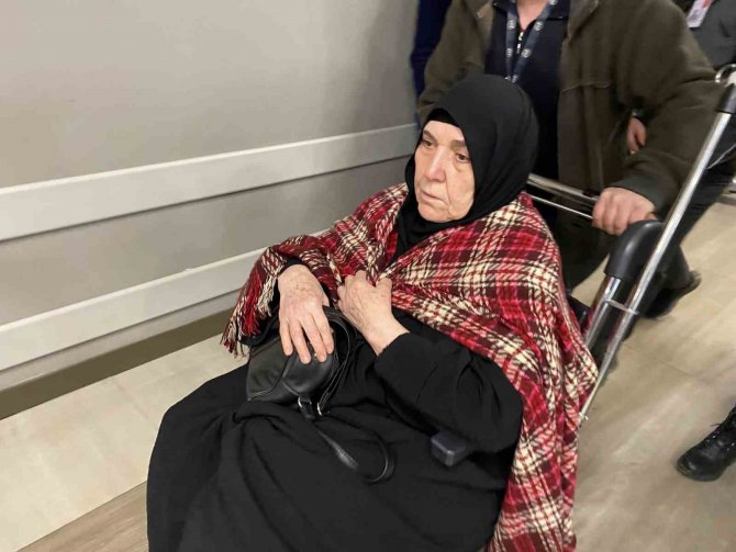 Depremzedelerin Yakınları Konuştu