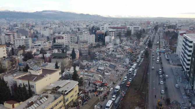 Depremin Vurduğu Adıyaman’da Yıkılan Yapılar Dron İle Görüntülendi