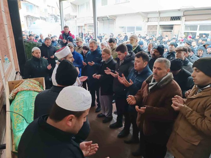 Depremde Hayatını Kaybeden İki Vatandaş Ordu’da Toprağa Verildi