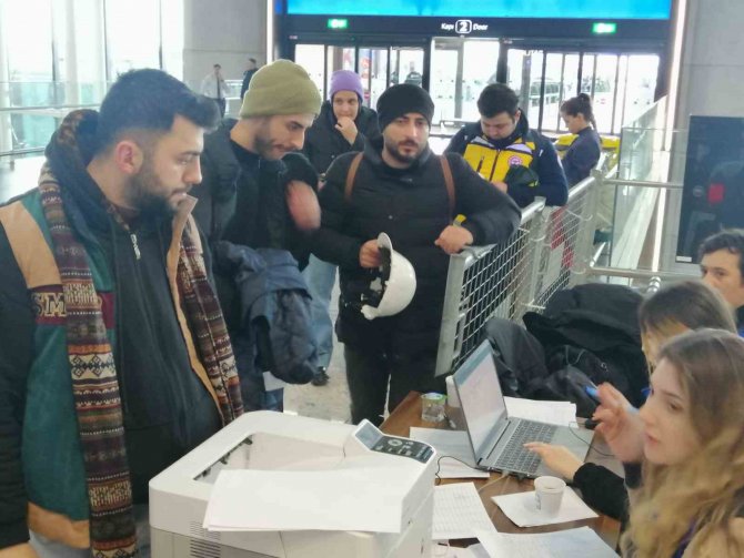 İ̇stanbul Havalimanı’nda Yoğunluk Devam Ediyor