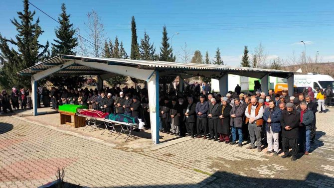 Düziçi’nde 41 Cenaze Gözyaşları Arasında Defnedildi