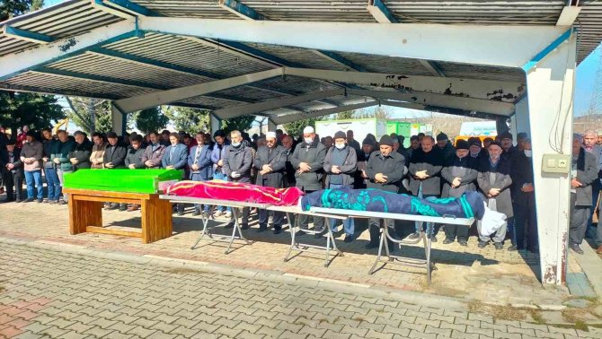 Düziçi’nde 41 Cenaze Gözyaşları Arasında Defnedildi