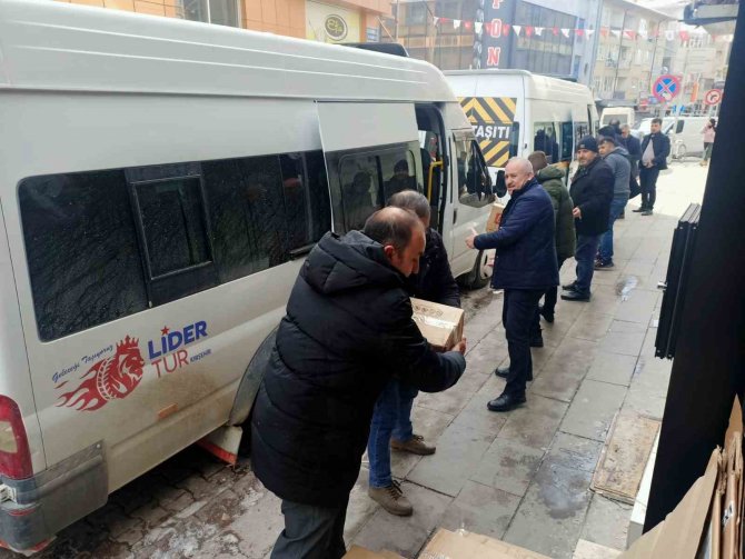 Kırşehir Esnaf Odalarından Afet Bölgesine Destek Tırları Yola Çıktı