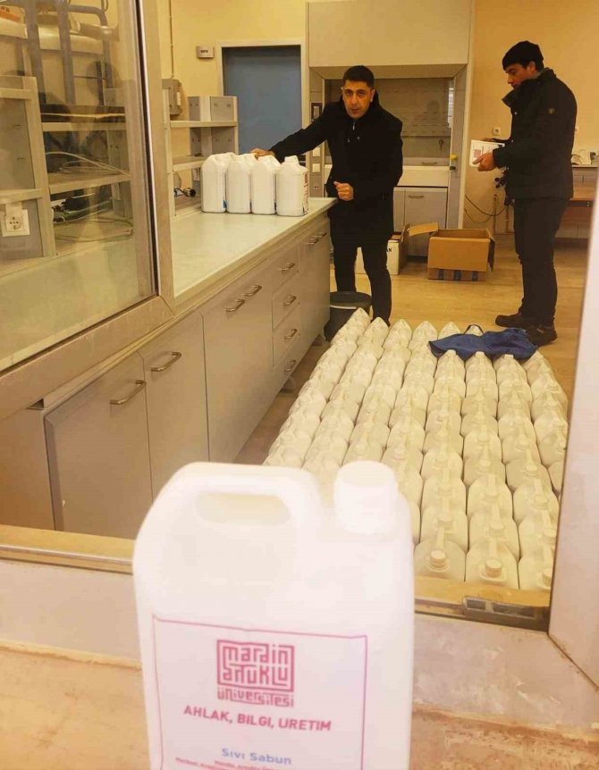 Mardin Artuklu Üniversitesi Deprem Bölgesine Yardımlarını Sürdürüyor