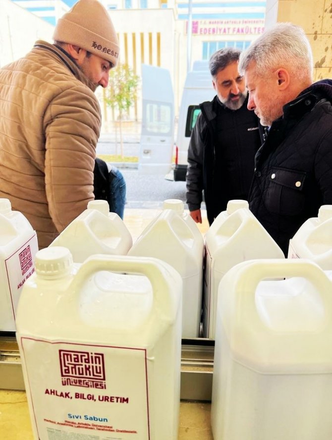 Mardin Artuklu Üniversitesi Deprem Bölgesine Yardımlarını Sürdürüyor