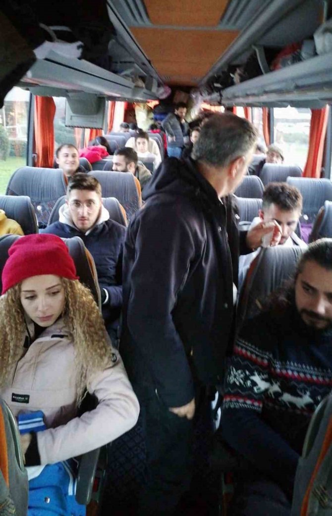 Muğla Adak&sar Gönüllüleri Deprem Bölgesine Hareket Etti