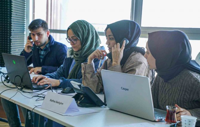 Neü Afet Destek Koordinasyon Merkezi Yaraları Sarmak İçin Çalışıyor