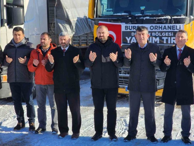 Orhaneli’de Deprem Bölgesine Yardım Seferberliği