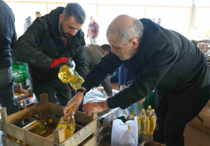 Ortaca’dan Deprem Bölgesine 7’inci Tır Gönderildi