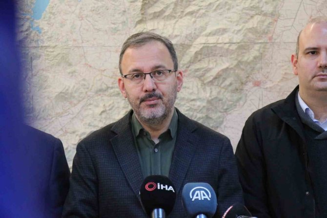 Bakan Kasapoğlu: “Osmaniye’de 695 Vatandaşımız Vefat Etti, 2 Bin 220 Yaralımız Var”