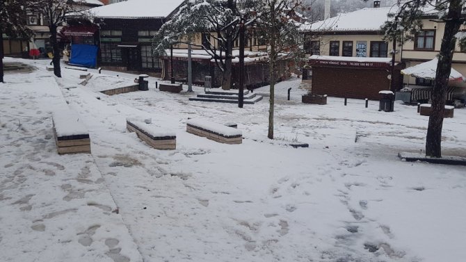 Sakarya’nın Yüksek Kesimlerine Kar Yağdı