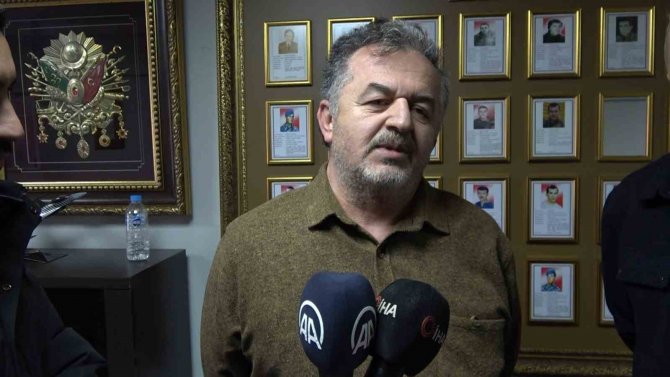 Şehit Oğlunun Giyemediği Çorapları Bağışlayan Baba: "Çölde Bir Kum Tanesi Kadar Bile Değil Ama Güzel Bir Yere Gitsin İstedim"