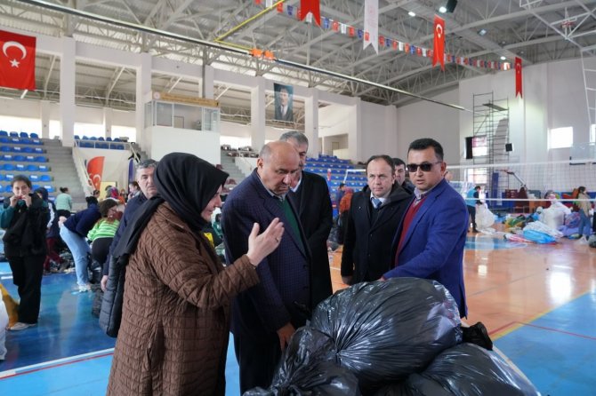 Seydikemer, Depremzedeler İçin Tek Yürek Oldu