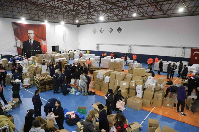 Şile, Ekmeğini Deprem Bölgesi İle Paylaşıyor