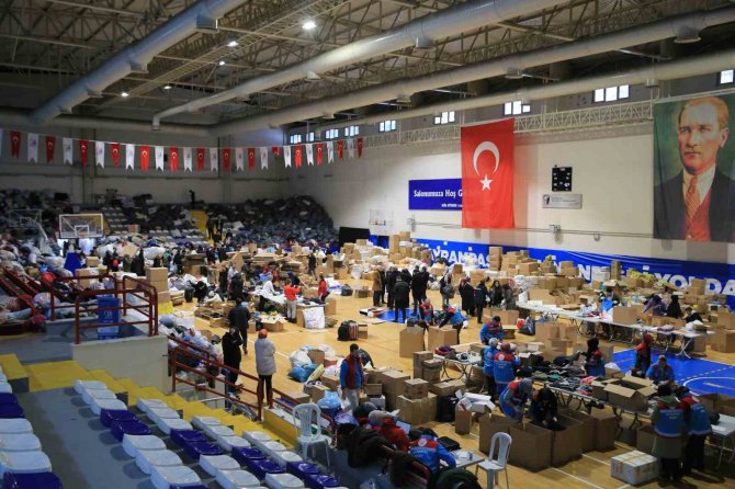 Bayrampaşa’da Yardım Seferberliği