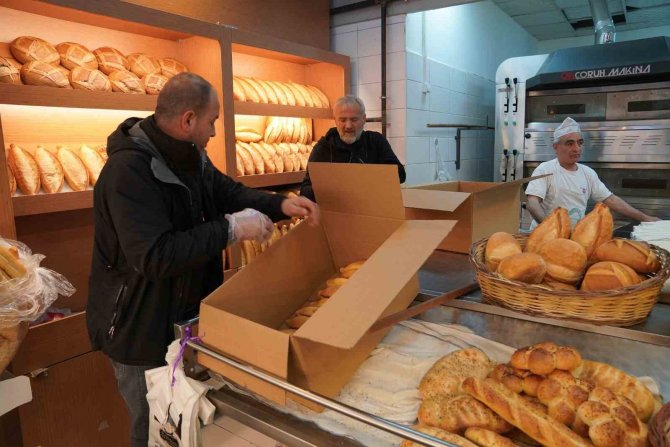 Ümraniye’den Deprem Bölgesine Ekmek Desteği