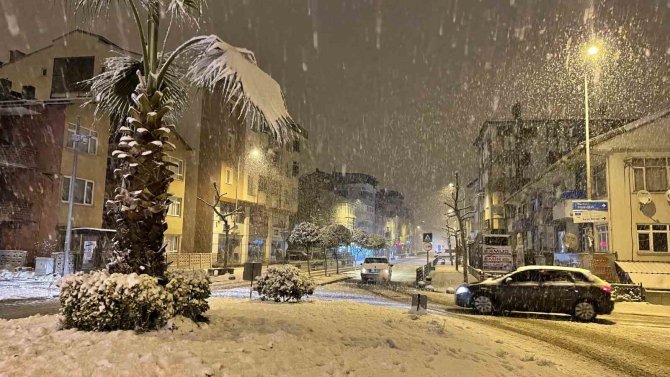 Çaycuma Beyazda Büründü