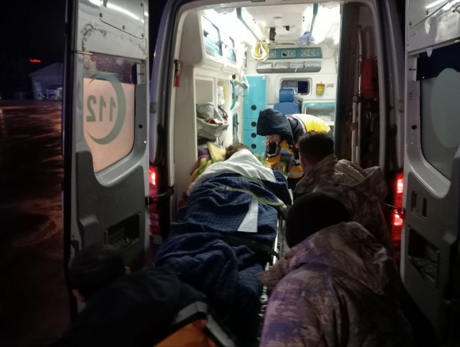 Adana’dan İ̇stanbul’a Askeri Uçakla 52 Yaralı Getirildi