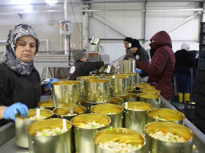 Bolu’dan Deprem Bölgelerine Konserve Gıda Gönderilecek