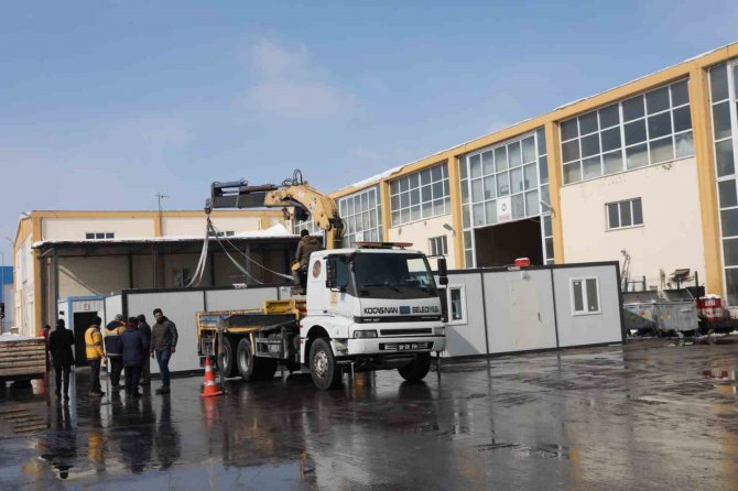 Başkan Çolakbayrakdar: “3’üncü Mobil Mutfağımız Deprem Bölgesine Yola Çıktı”