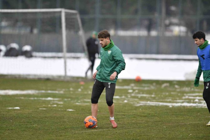 Bursaspor’da Amed Sportif Faaliyetler Maçı Hazırlıkları Moralsiz Devam Ediyor