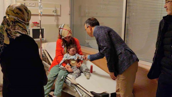 Gaziantep’te Enkazdan Kurtarılan Anne Ve 2 Çocuğu Bursa’da Tedavi Altına Alındı