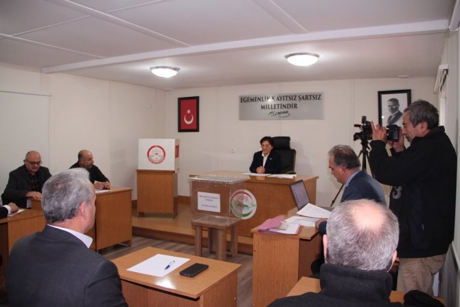 Gökçeada Belediye Başkan Vekilliği’ne İ̇yi̇ Partili Ercan İ̇pek Seçildi