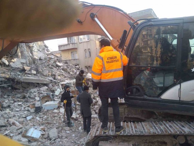 Atakum’un Yardım Tırları Afet Bölgesine Ulaştı