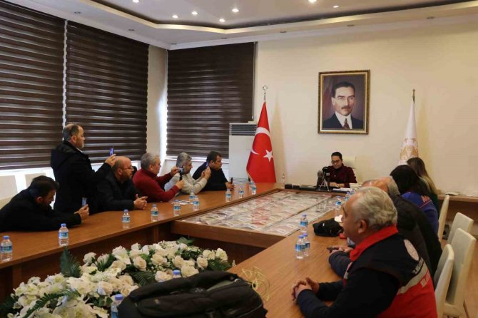 Aksaray’dan 110 Tır Yardım Deprem Bölgesine Ulaştırıldı