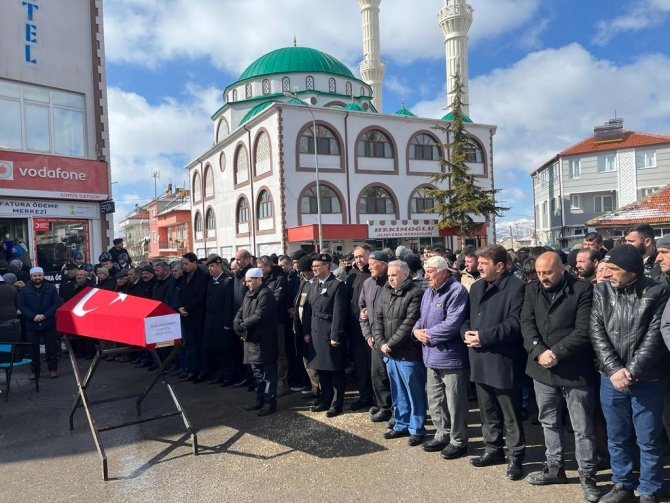 Depremde Hayatını Kaybeden Jandarma Uzman Çavuş Mutlu Koçdemir Son Yolculuğuna Uğurlandı