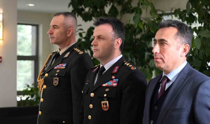 Kırgızistan’dan Türkiye’ye İkinci Arama-kurtarma Ekibi Ve İnsani Yardım