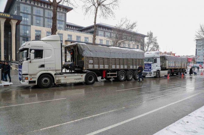 Kütahya’dan 22. Tır Dualarla Uğurlandı