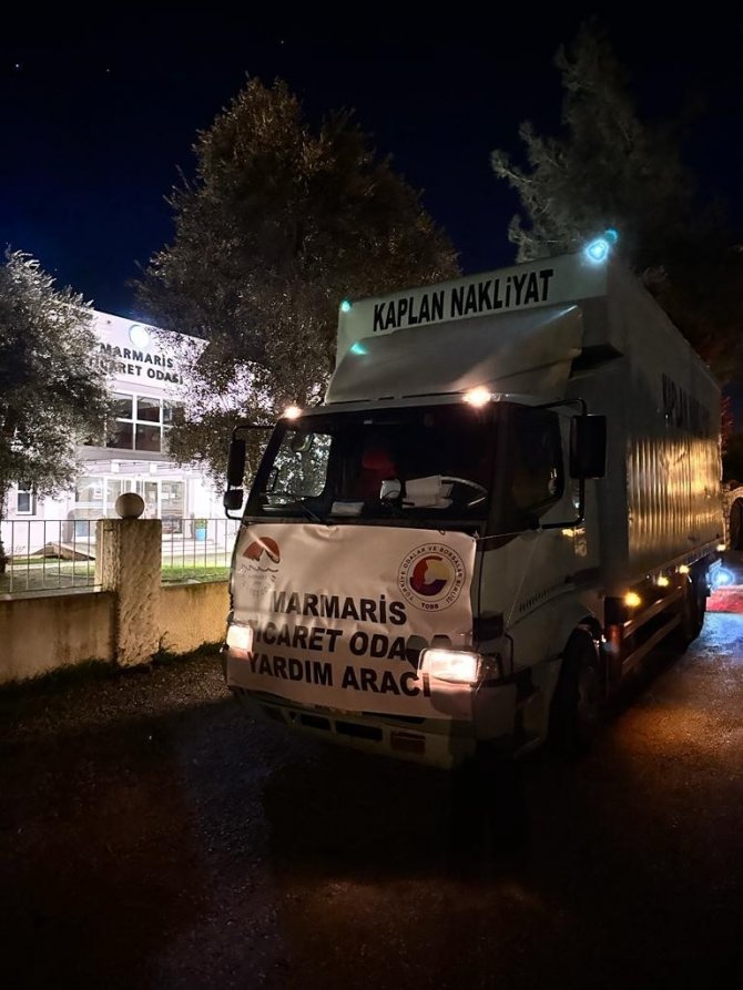Marmaris Tek Yürek Oldu