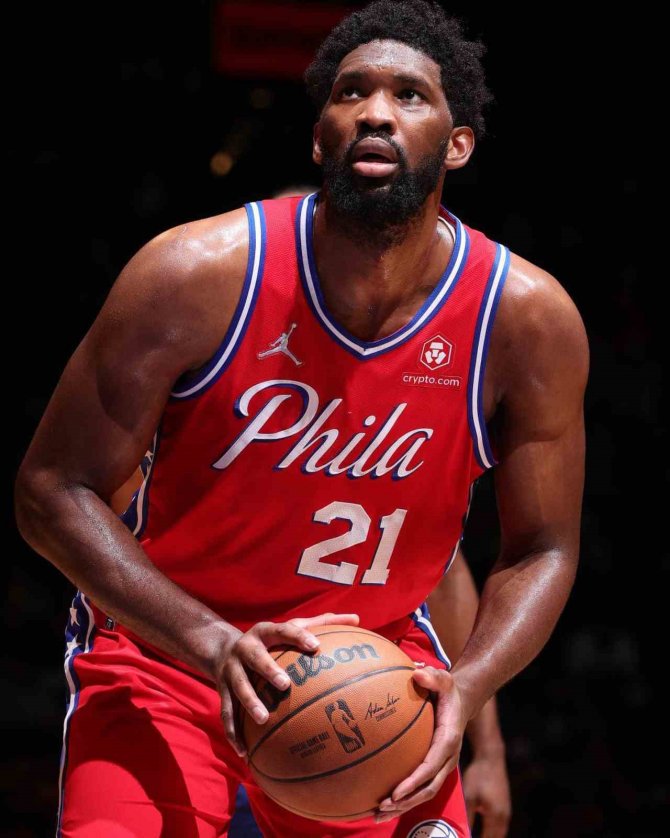 Nba Oyuncuları Da İmzalı Formalarını Satışa Çıkarıyor