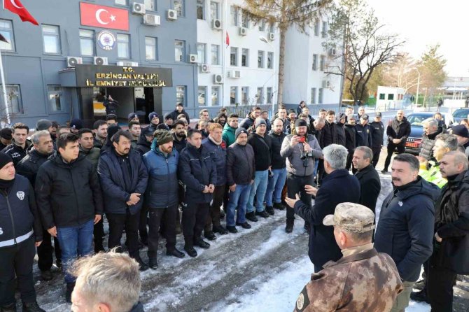 Polisler Deprem Afet Bölgesine Uğurlandı